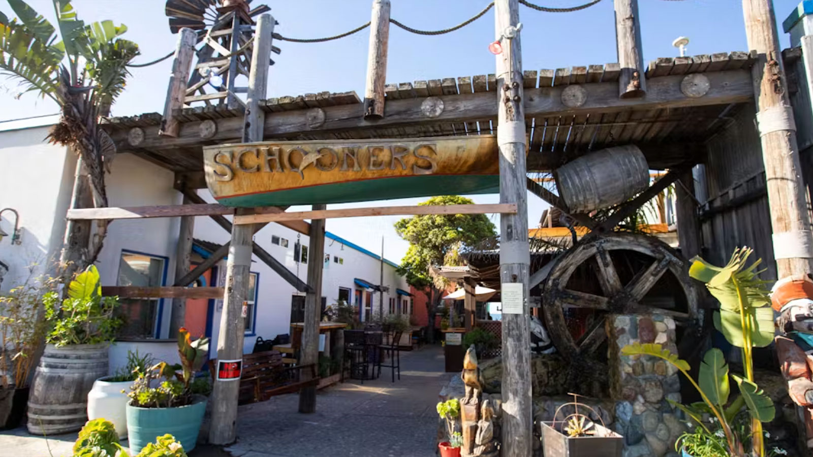 Nearby: 🎶 Beachside Live at Schooners